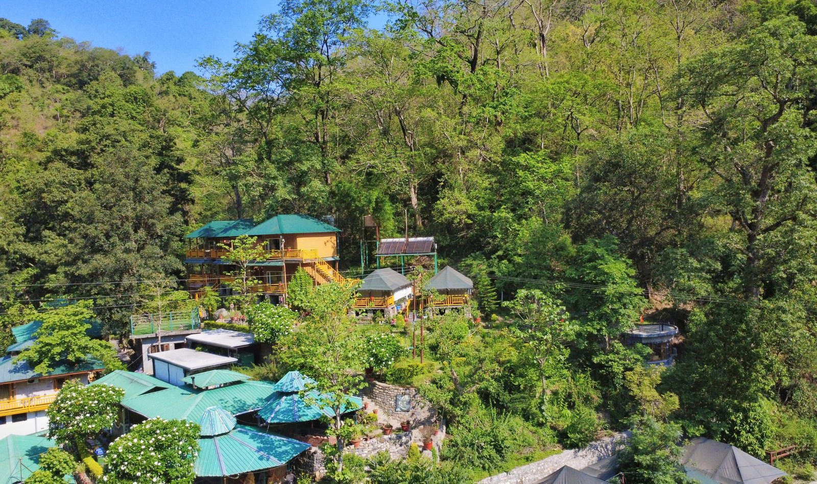 Astro Himalayan retreat — Resort Ext 5 Bestest