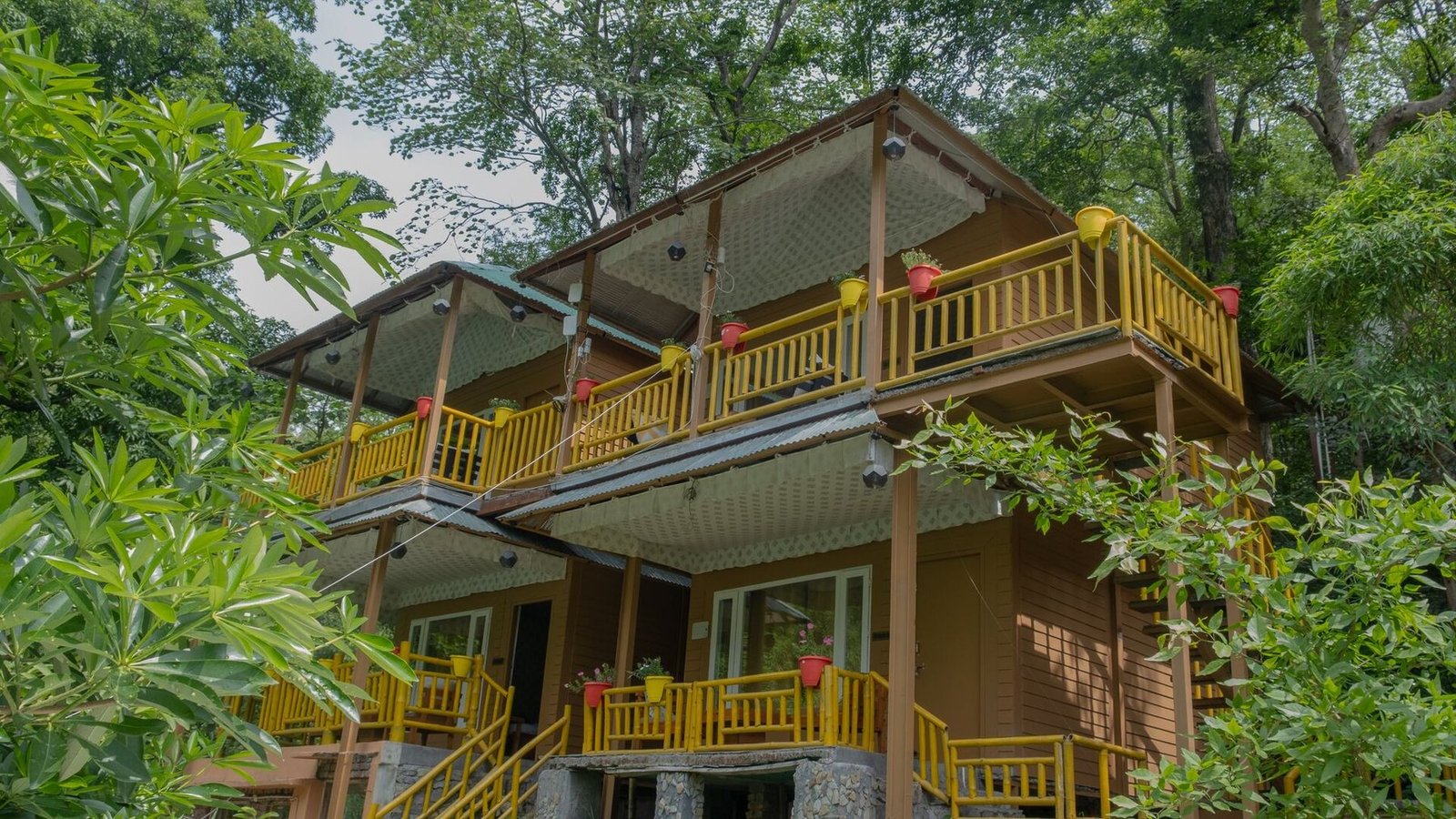 Astro Himalayan retreat — hero cottage