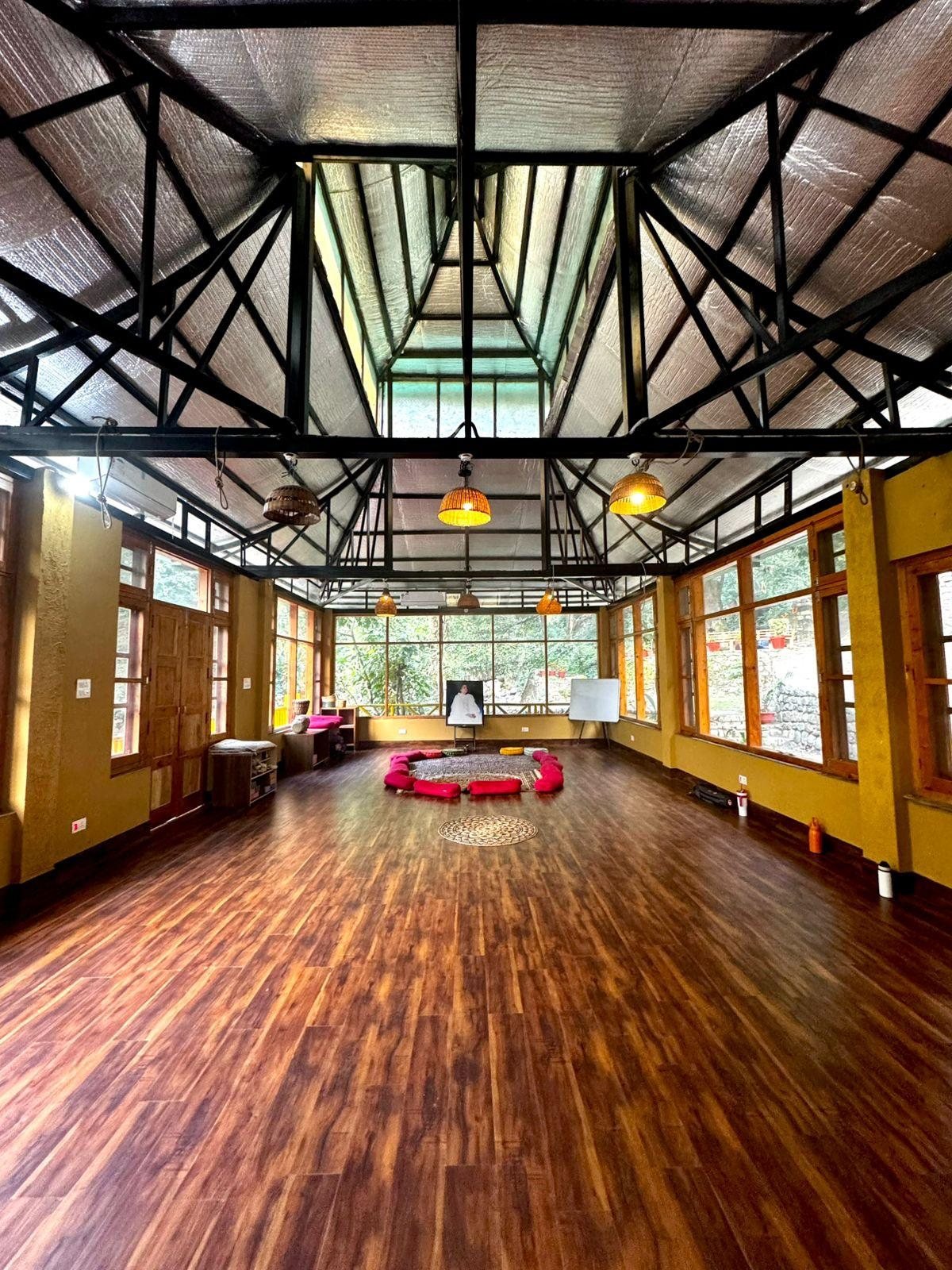 Astro Himalayan retreat — yoga 4